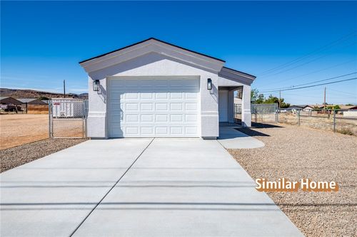 885 E Beverly Ave, Kingman, AZ, 86409-0900 | Card Image
