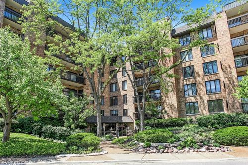 112-1740 Mission Hills Rd, Northbrook, IL, 60062-5743 | Card Image