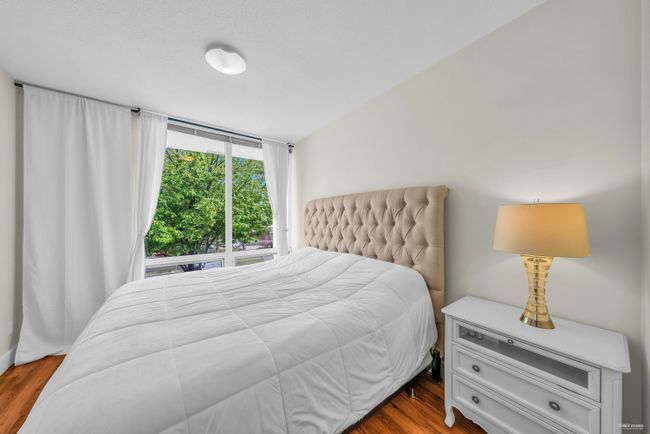 4818 Hazel Street, Townhouse with 2 bedrooms, 2 bathrooms and 2 parking in Burnaby BC | Image 5