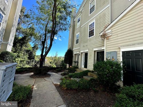 402-14226 Hampshire Hall Ct, UPPER MARLBORO, MD, 20772-2923 | Card Image