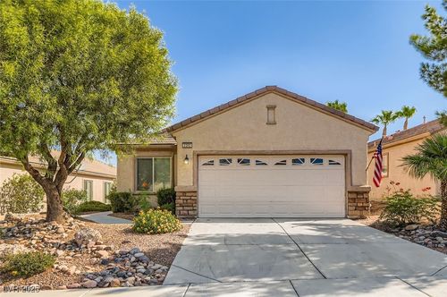 2352 Neutron Star St, Henderson, NV, 89044-1517 | Card Image