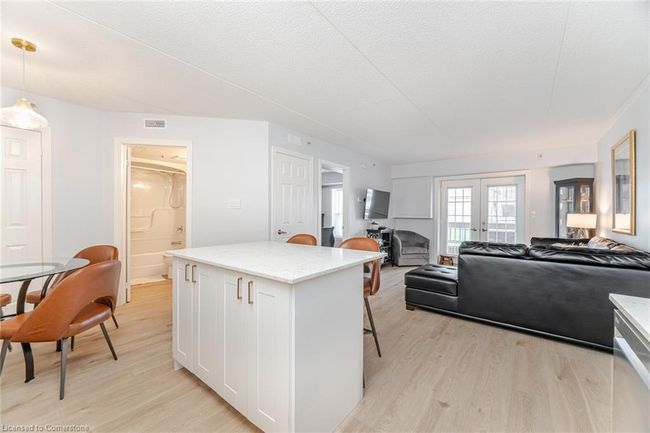 104 - 4005 Kilmer Dr, House attached with 1 bedrooms, 1 bathrooms and 1 parking in Burlington ON | Image 11