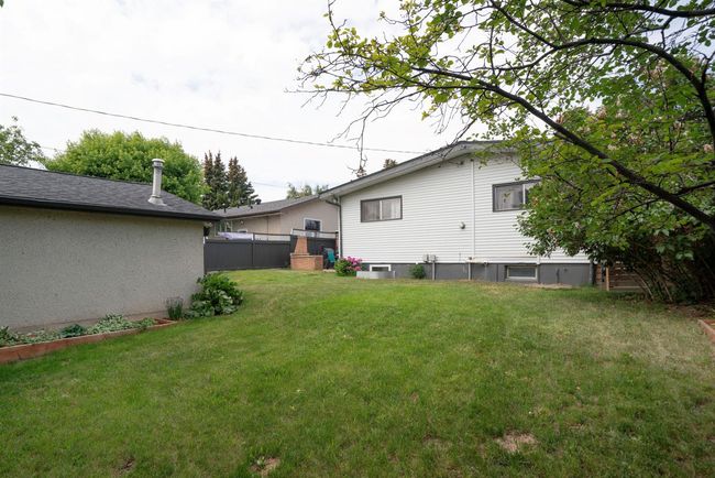 4828 Nipawin Cres Nw, House detached with 4 bedrooms, 2 bathrooms and 3 parking in Calgary AB | Image 40