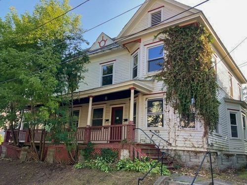 15-11 Perry St, North Adams, MA, 01247-1407 | Card Image