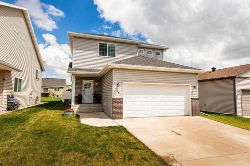 6087 56th Ave S, Fargo, ND, 58104-5692 | Card Image