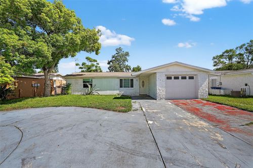 7015 Oakshire Dr, PORT RICHEY, FL, 34668-3831 | Card Image