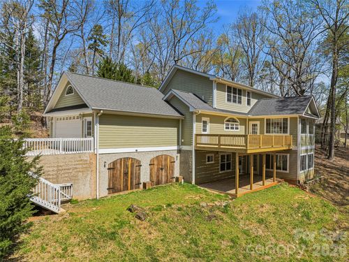 196 Blackbird Ln, Tryon, NC, 28782-5626 | Card Image