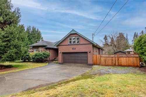 8979 Henderson Ave, Black Creek, BC, V9J1A4 | Card Image