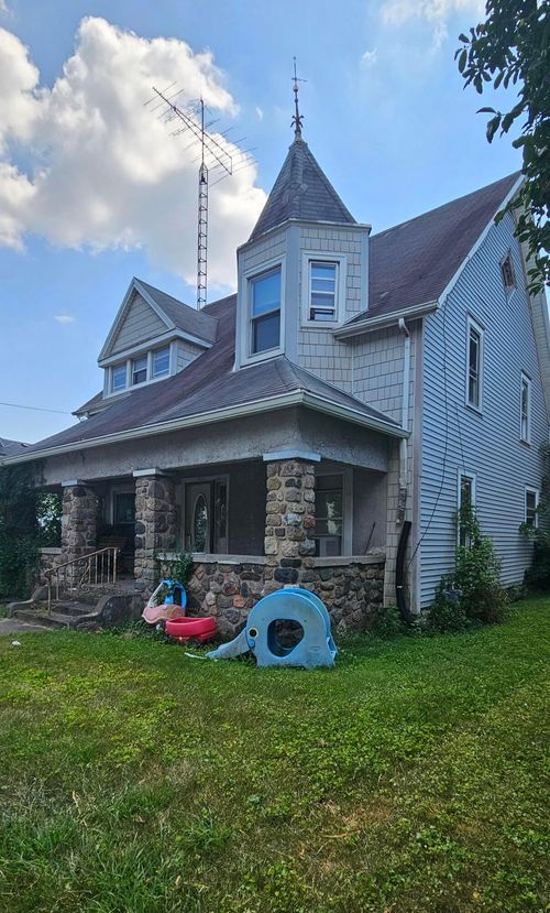 111 Hayes St, West Milton, OH, 45383-1816 | Card Image