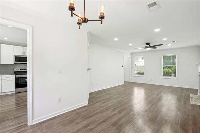 10423 Commons Xing, House other with 4 bedrooms, 3 bathrooms and 2 parking in Jonesboro GA | Image 7