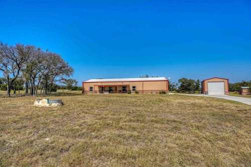 704 Blackbuck Ridge Dr, Lampasas, TX, 76550-4910 | Card Image
