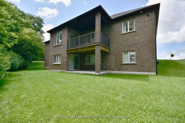 5 Kanata Crt, House other with 3 bedrooms, 2 bathrooms and 6 parking in Springwater ON | Image 37