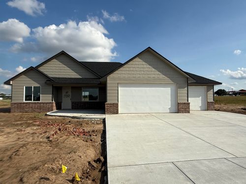 866 N Main St, Goddard, KS, 67052 | Card Image