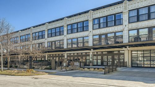 unit-258-1071 15th St, Chicago, IL, 60608-2579 | Card Image