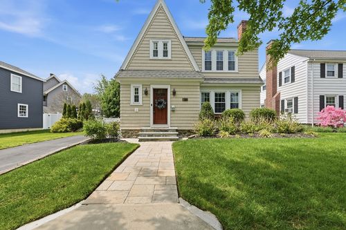 16 Bay State Rd, Worcester, MA, 01606-2102 | Card Image