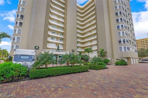 b401-21 Bluebill Ave, NAPLES, FL, 34108-1755 | Card Image