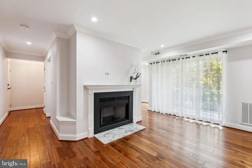 apt-7-6003 Majors Ln, COLUMBIA, MD, 21045-4116 | Card Image