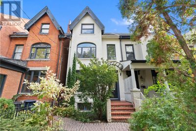 31 Walker Ave, House other with 3 bedrooms, 4 bathrooms and 2 parking in Toronto ON | Image 1