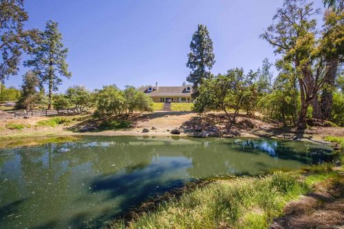 28640 Myers Country Ln, Valley Center, CA, 92082-4706 | Card Image