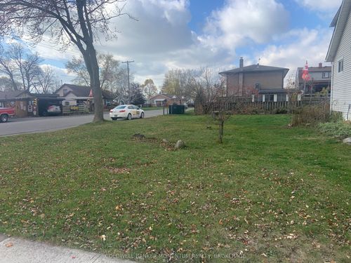 652 Steele St, Port Colborne, ON, L3K4Y9 | Card Image