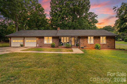 400 S Westover Dr, Monroe, NC, 28112-5239 | Card Image