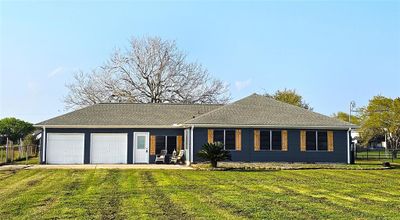 136 County Road 206, House other with 3 bedrooms, 1 bathrooms and null parking in Sargent TX | Image 1