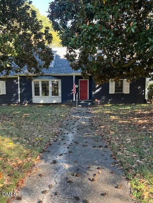 612 N Main St, Louisburg, NC, 27549-2265 | Card Image