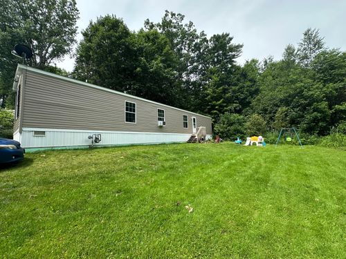 32 Quality Dr, Plattsburgh, NY, 12901-5842 | Card Image