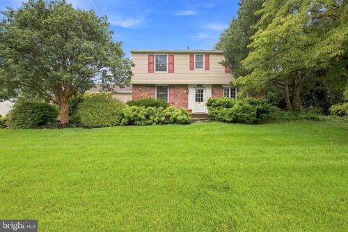 221 Taylors Mill Rd, WEST CHESTER, PA, 19380-4107 | Card Image