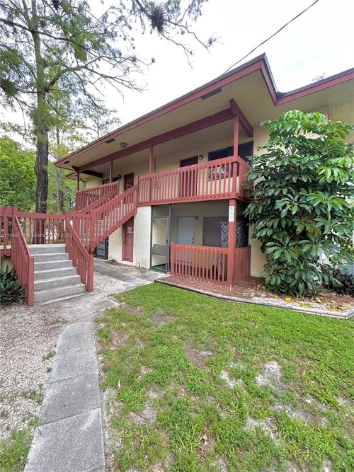 apt-6-2010 Nw 43rd Ter, Lauderhill, FL, 33313-4337 | Card Image