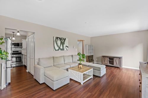 4830 S 19th St, Milwaukee, WI, 53221-2839 | Card Image