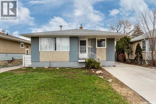 205 Broad St N, Regina, SK, S4R2X7 | Card Image