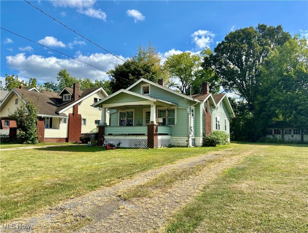 Avondale Ave, Youngstown, OH 44507