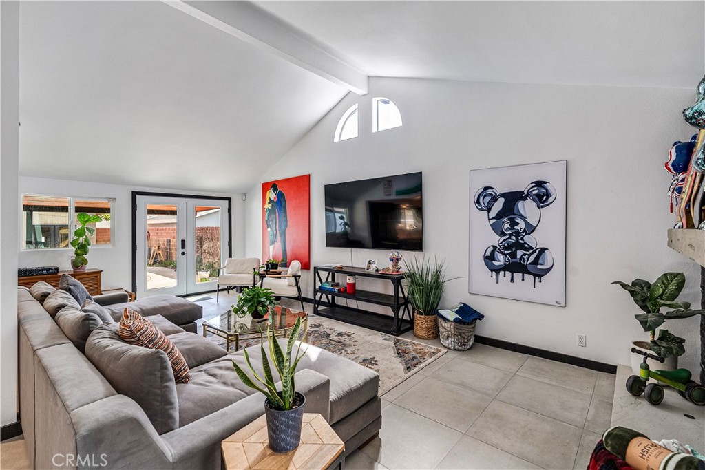 Residential in Canoga Park 3
