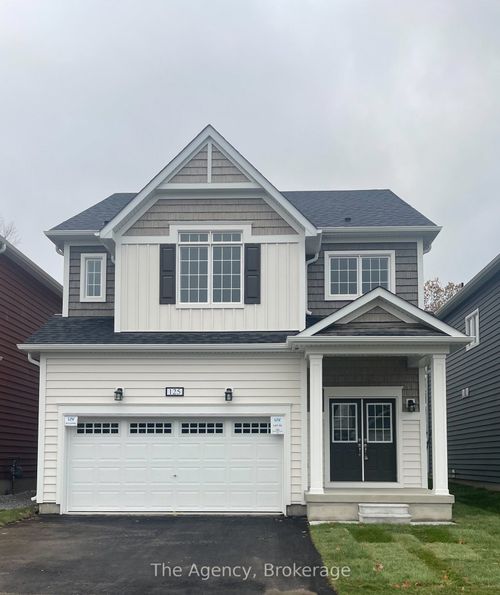 125 Beechwood Forest Lane, Gravenhurst, ON, P1P0H8 | Card Image