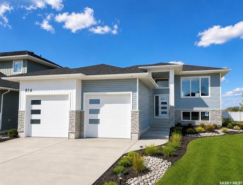 814 Ballesteros Cres, Warman, SK, S0K4S4 | Card Image