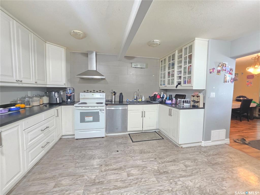 Residential in North Battleford 5