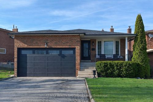 100 Princeton Terr, Brampton, ON, L6S3S9 | Card Image