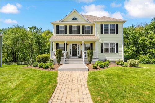 14 Evelyn Way, Seekonk, MA, 02771-5336 | Card Image