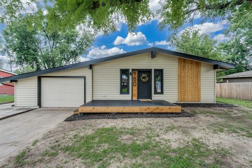 980 N Brownthrush Ln, Wichita, KS, 67212-3219 | Card Image