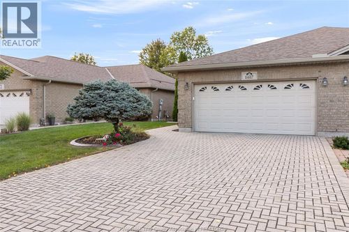 1487 Imperial Cres, Windsor, ON, N9G2T8 | Card Image