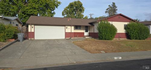 68 Alma Drive, Rohnert Park, CA, 94954 | Card Image