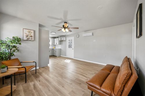 88 Live Oak St, Alvarado, TX, 76009-7135 | Card Image