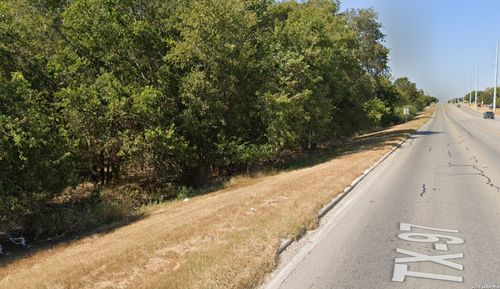 703 Water St, Gonzales, TX, 78629 | Card Image