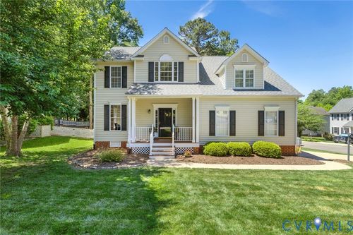 15919 Hampton Summit Dr, Chesterfield, VA, 23832-1952 | Card Image