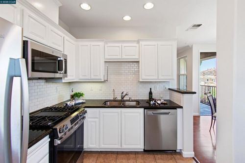 3420 Finnian Way, Dublin, CA, 94568-4502 | Card Image