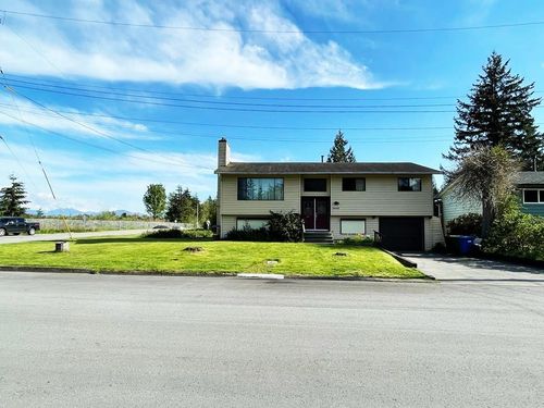 34392 Redwood Ave, Abbotsford, BC, V2S2T7 | Card Image