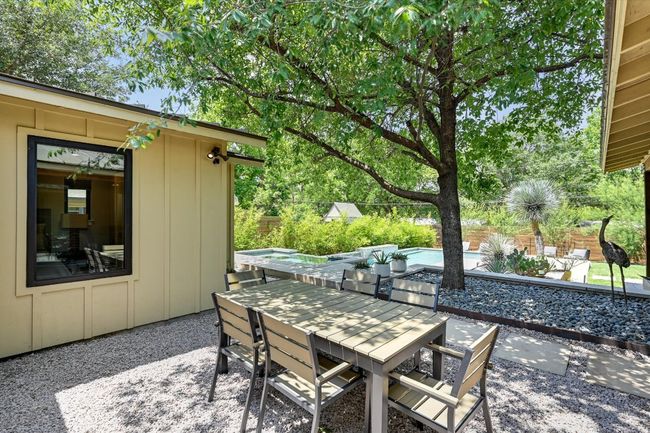 Outdoor dining | Image 31