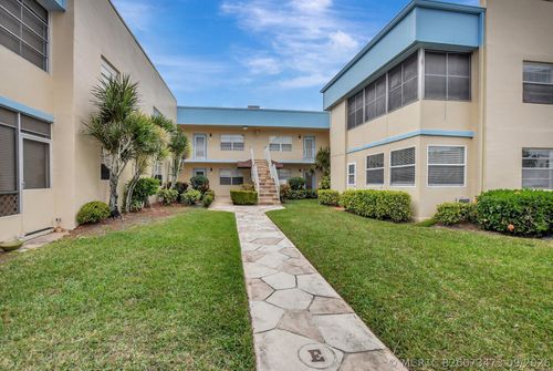 204 Burgundy E, Delray Beach, FL, 33484 | Card Image