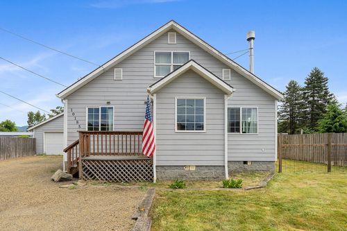 10185 Hwy 101 S, Tillamook, OR, 97141 | Card Image